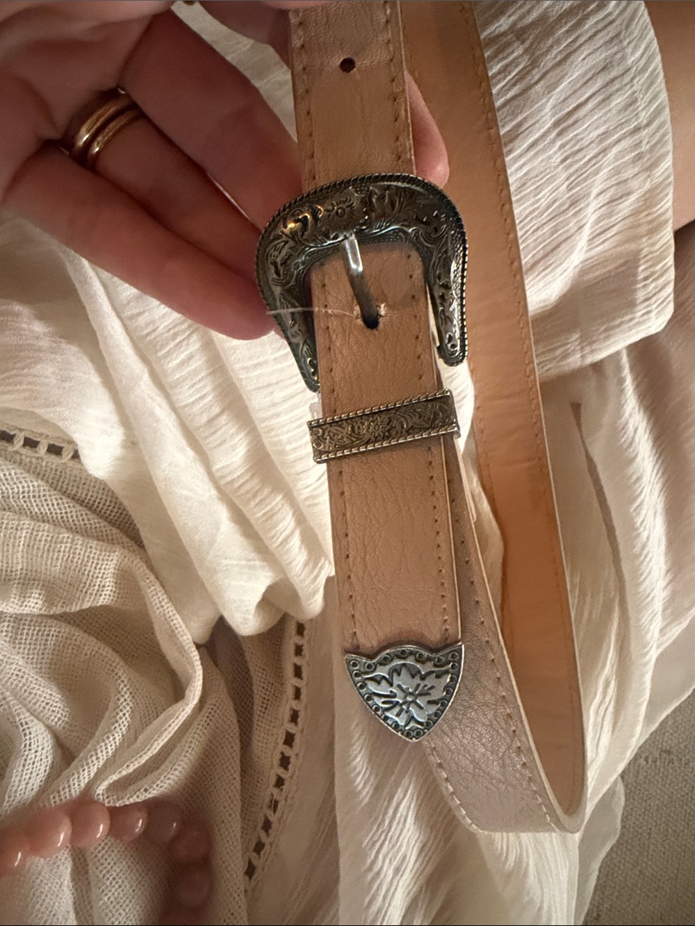 Free People Cream Leather Belt with Engraved Silver Buckle western - Picture 5 of 7